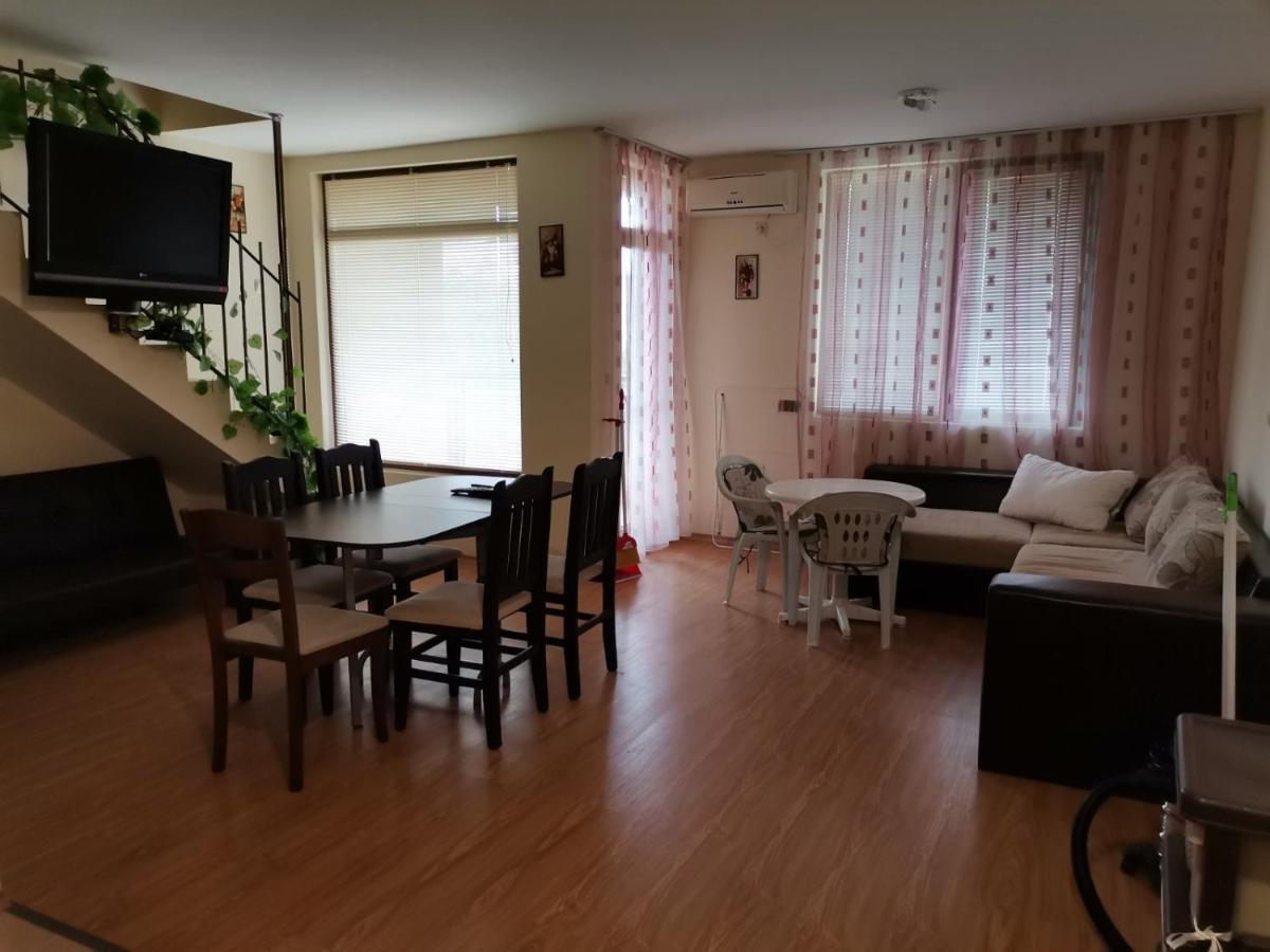 Renta Bg Apartments In ツァレヴォ エクステリア 写真