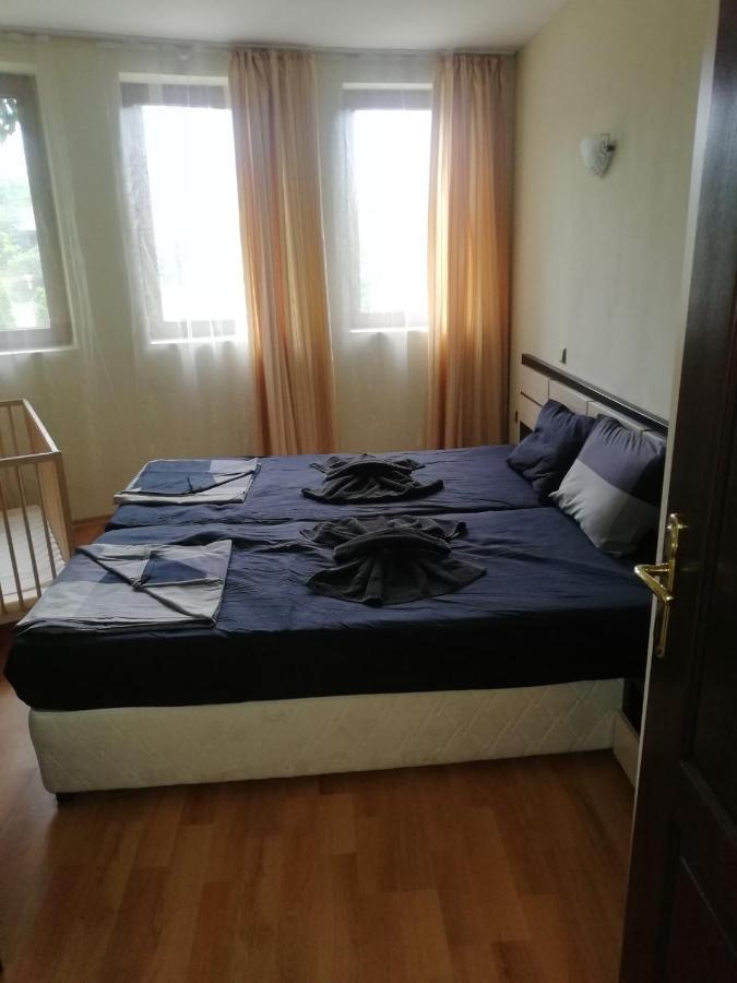 Renta Bg Apartments In ツァレヴォ エクステリア 写真