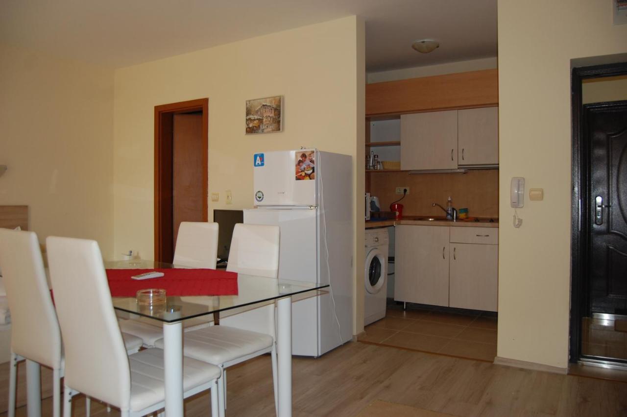 Renta Bg Apartments In ツァレヴォ エクステリア 写真