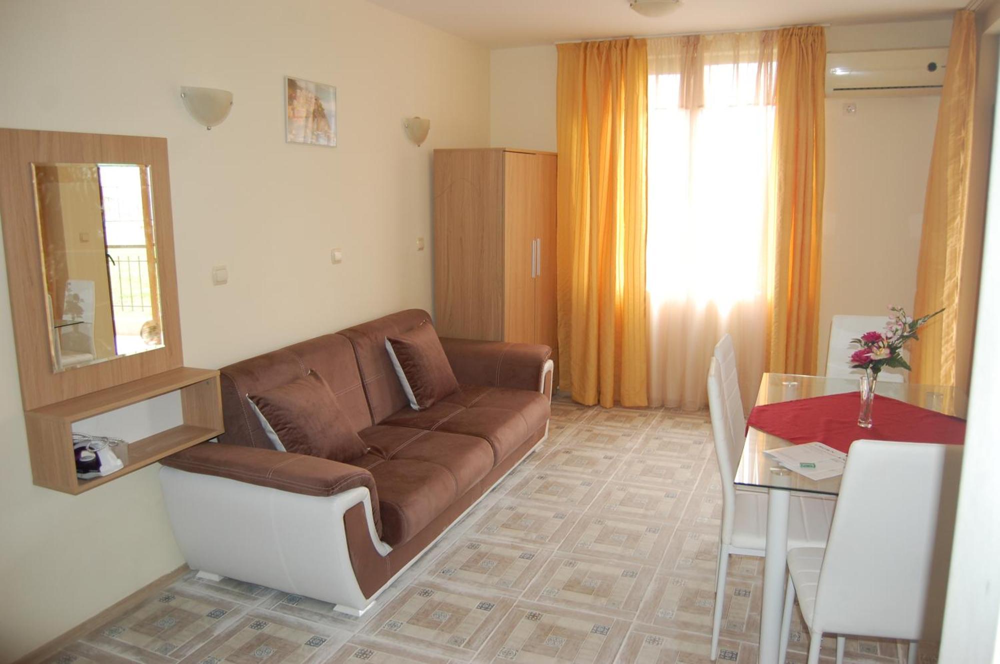 Renta Bg Apartments In ツァレヴォ エクステリア 写真