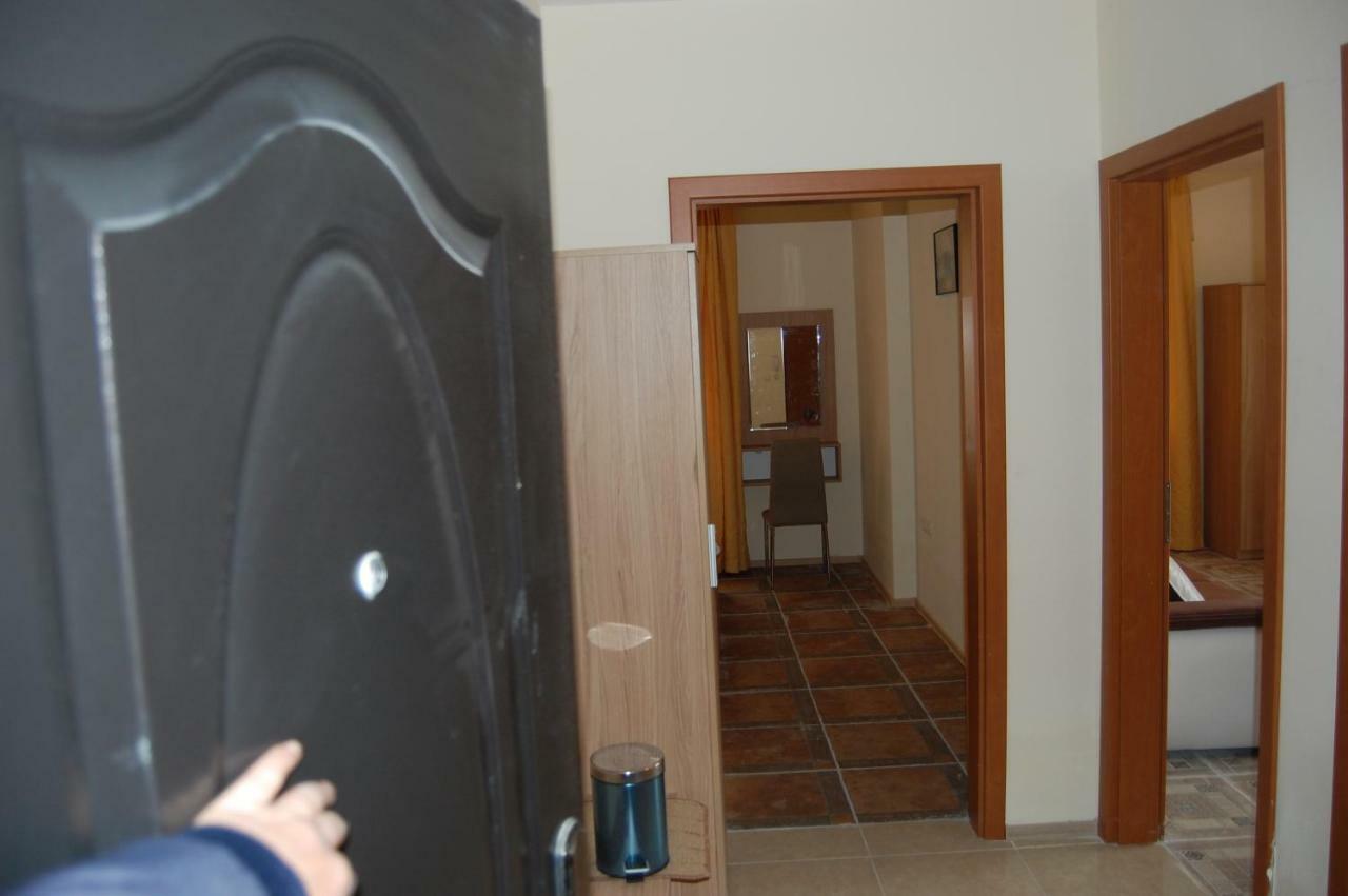 Renta Bg Apartments In ツァレヴォ エクステリア 写真