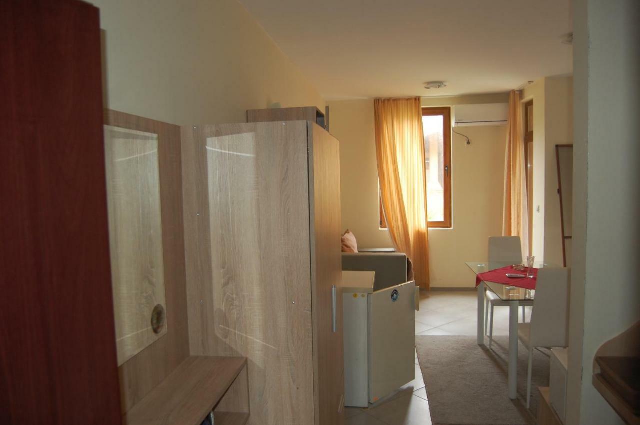Renta Bg Apartments In ツァレヴォ エクステリア 写真